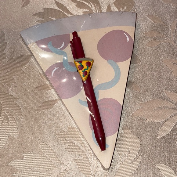 Pizza Notepad - Picture 1 of 3